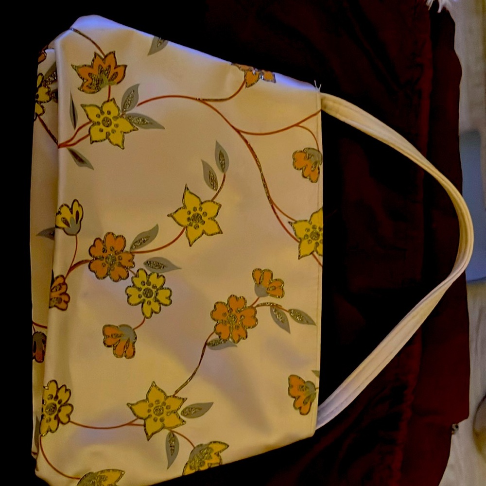 Small clutch purse